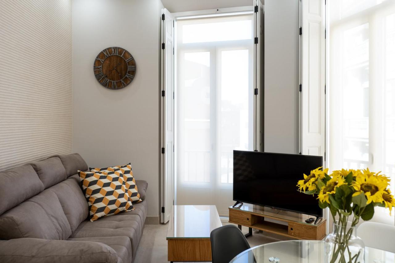 Inmalaga Santos Suites 2 Экстерьер фото